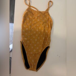 Drew - yellow with flowers (26)